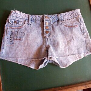No Boundaries 13 Juniors Light Sandblast Denim Shorts Button Fly Distressed